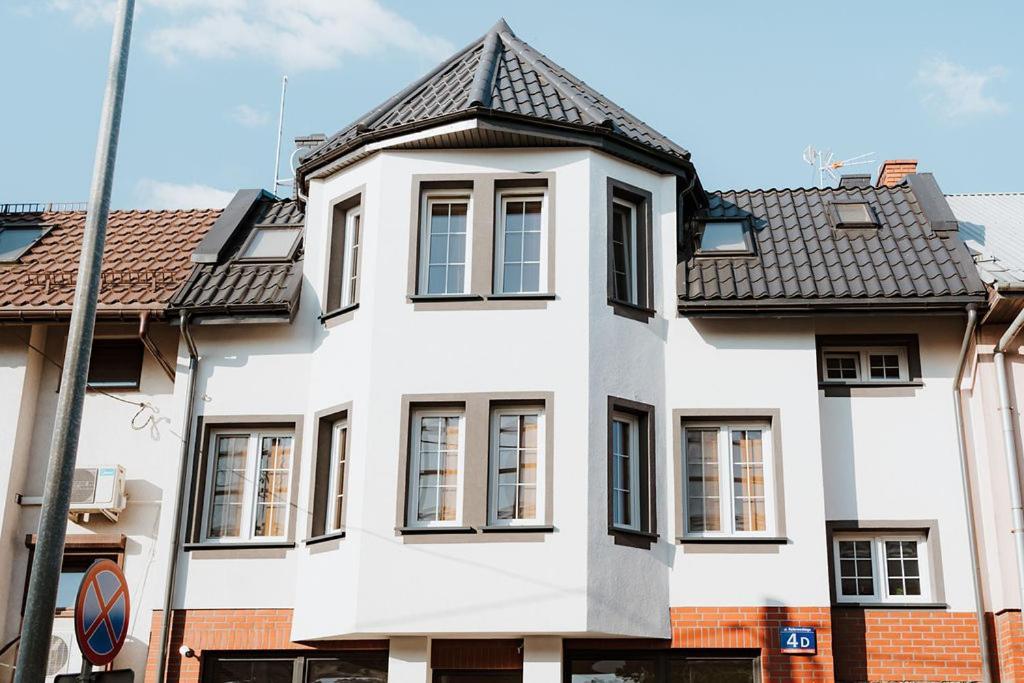 Noclegi Przy Stacji Nowy Dwór Mazowiecki Exteriér fotografie