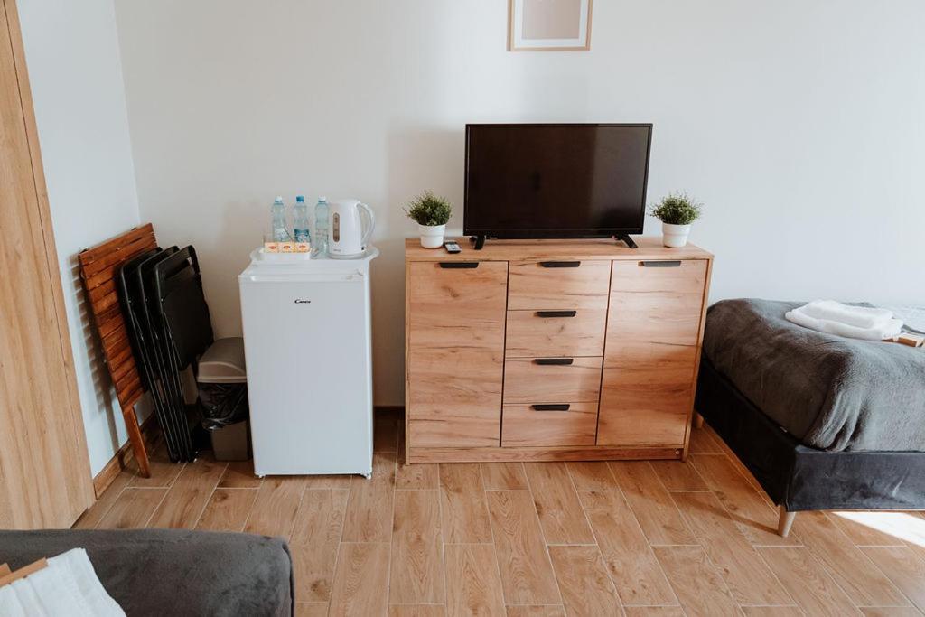 Noclegi Przy Stacji Nowy Dwór Mazowiecki Exteriér fotografie