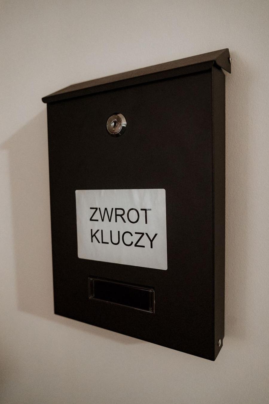 Noclegi Przy Stacji Nowy Dwór Mazowiecki Exteriér fotografie